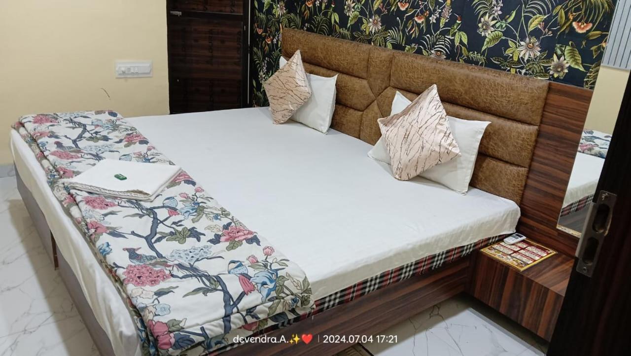 Hotel Ganga Sagar ウッジャイン エクステリア 写真