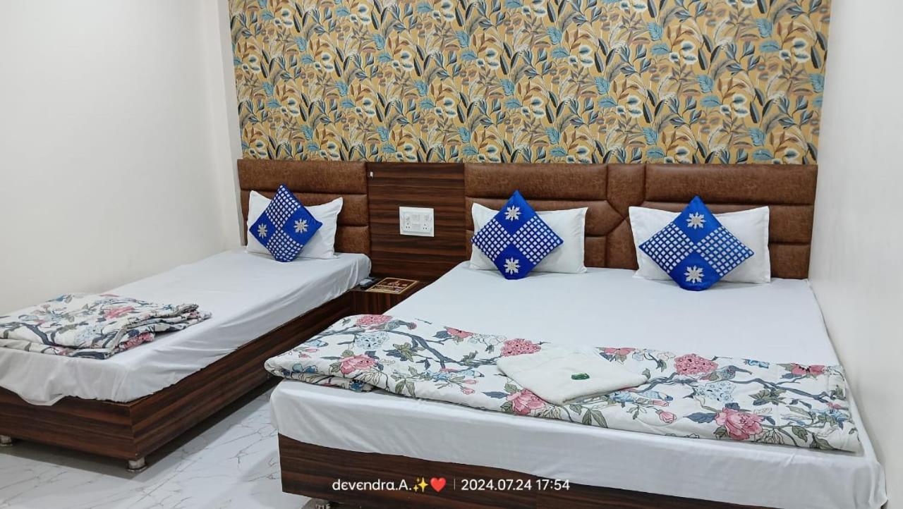 Hotel Ganga Sagar ウッジャイン エクステリア 写真
